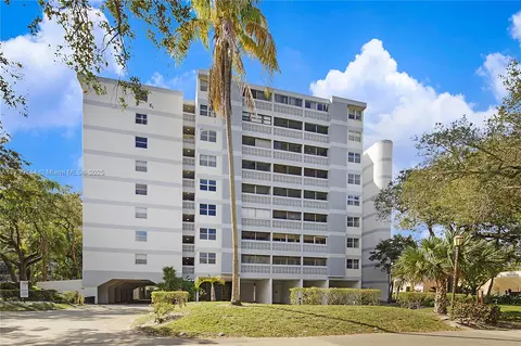 3301 Spanish Moss Ter #904, Lauderhill, FL 33319
