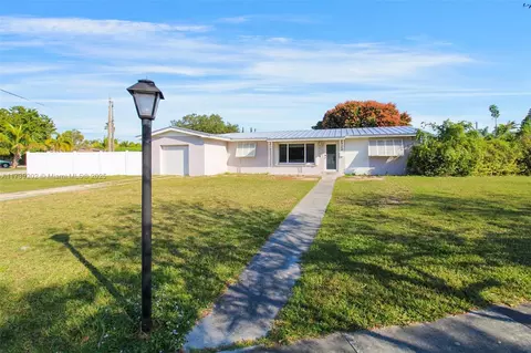 16401 SW 92nd Ave, Palmetto Bay, FL 33157