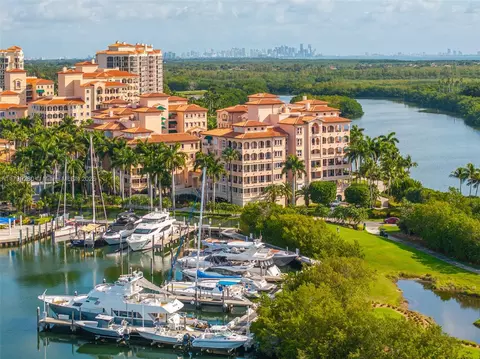 13647 Deering Bay Dr #121, Coral Gables, FL 33158