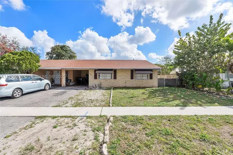 4806 Gladiator Cir #4806, Greenacres, FL 33463