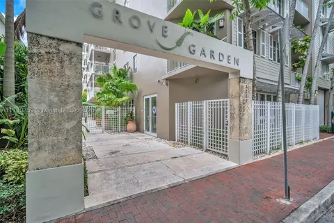 3540 Main Hwy #PH506, Coconut Grove, FL 33133