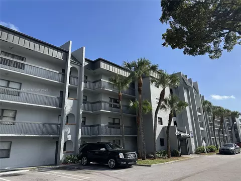 2050 N Congress Ave #209, West Palm Beach, FL 33401