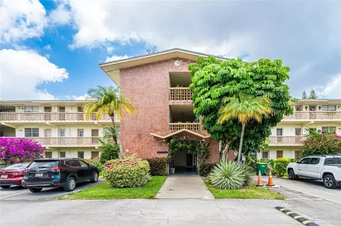 16801 NE 13th Ave #101, Miami, FL 33162