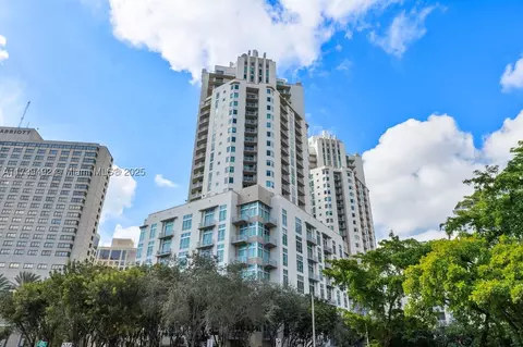 9055 SW 73rd Ct #903, Miami, FL 33156