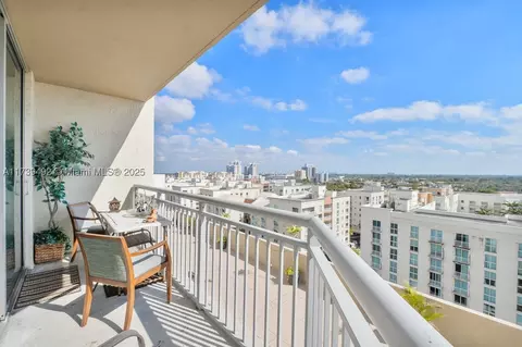 9055 SW 73rd Ct #903, Miami, FL 33156