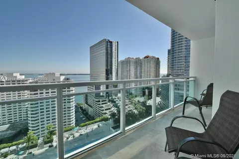 951 Brickell Ave #2104, Miami, FL 33131