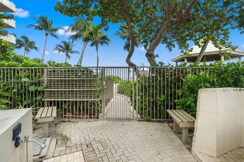 Exterior - 1121 Crandon Blvd #E503, Key Biscayne, FL 33149 photo 2 of 2