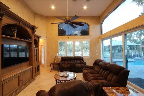 950 Briar Ridge Rd, Weston, FL 33327