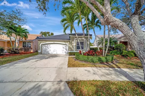 950 Briar Ridge Rd, Weston, FL 33327