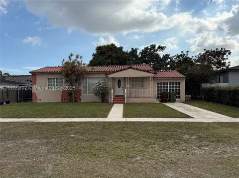 60 W 57th St, Hialeah, FL 33012 photo 1