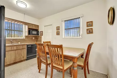 Dining - 1895 W 2nd Ave, Hialeah, FL 33010 photo 1 of 3