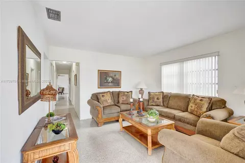 Living - 1895 W 2nd Ave, Hialeah, FL 33010 photo 1 of 3