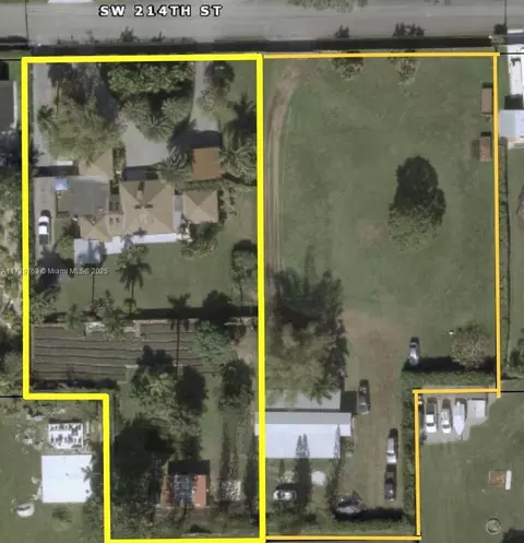 18350 SW 214th St, Miami, FL 33187