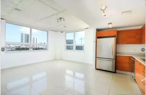 3250 NE 1st Ave #1016, Miami, FL 33137