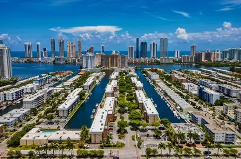 3550 NE 169th St #406, North Miami Beach, FL 33160