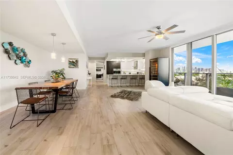 1180 N Federal Hwy #605, Fort Lauderdale, FL 33304
