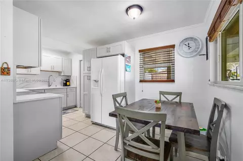 1116 E River Dr, Margate, FL 33063 photo 8