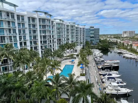 3029 NE 188th St #802, Aventura, FL 33180