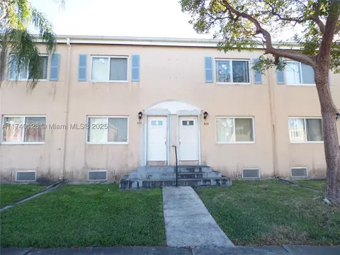 424 NW 84th St, Miami, FL 33150