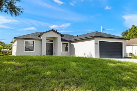 5005 Brookfield St, Lehigh Acres, FL 33971