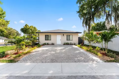 1598 NE 153rd Ter, North Miami Beach, FL 33162