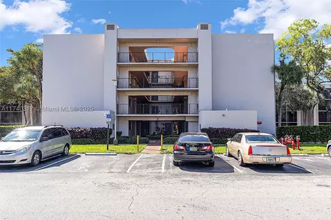 8540 SW 133rd Ave Rd #316, Miami, FL 33183