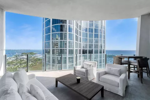 2821 S Bayshore Dr #16A, Miami, FL 33133