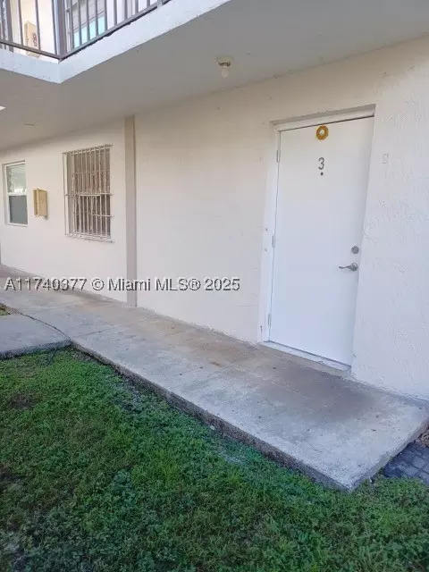 6821 SW 129th Ave #3, Miami, FL 33183