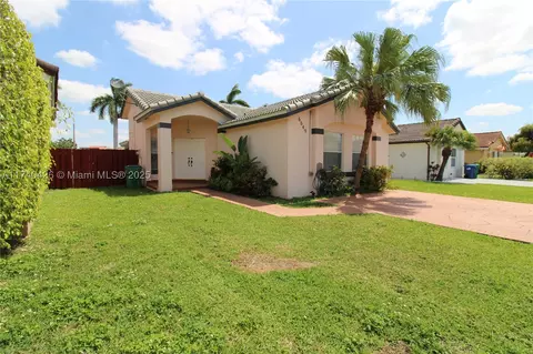 6049 SW 128th Ct, Miami, FL 33183