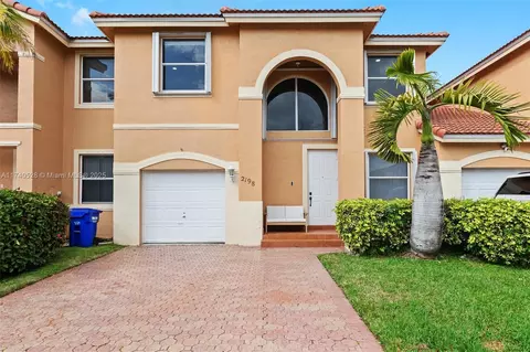 2198 NW 162nd Way #2198, Pembroke Pines, FL 33028