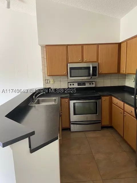 2445 SW 18th Ter #1203, Fort Lauderdale, FL 33315