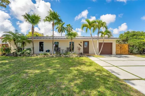 17914 SW 89th Pl, Palmetto Bay, FL 33157