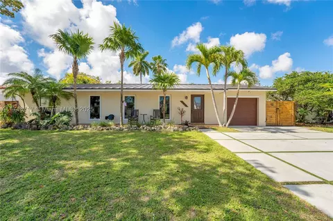 17914 SW 89th Pl, Palmetto Bay, FL 33157