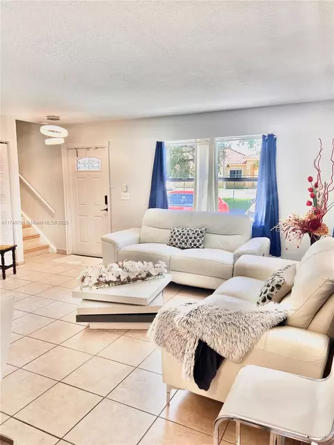 47 NE 12th Ave #47, Homestead, FL 33030