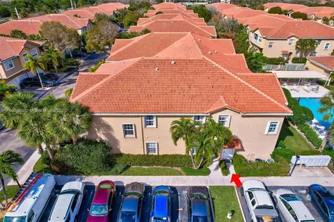 View/Area - 112 Lighthouse Cir #H, Tequesta, FL 33469 photo 1 of 9