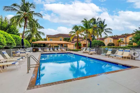Exterior - 112 Lighthouse Cir #H, Tequesta, FL 33469 photo 3 of 4