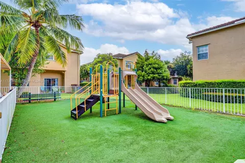 Exterior - 112 Lighthouse Cir #H, Tequesta, FL 33469 photo 4 of 4