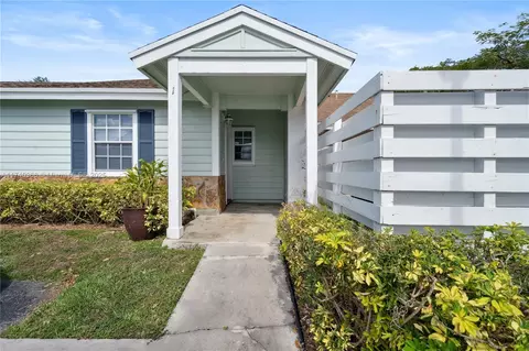13725 SW 147th Cir Ln #1-31, Miami, FL 33186
