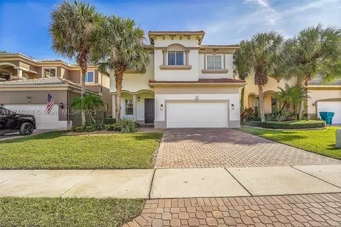 1018 Grove Park Cir, Boynton Beach, FL 33436