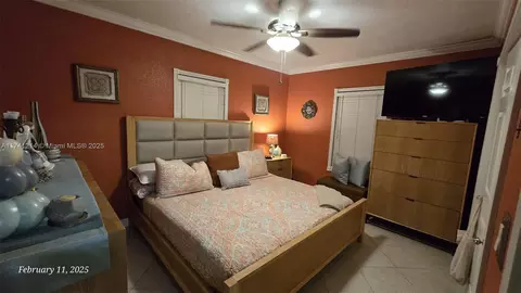 Bedroom - 761 NE 4th Pl, Hialeah, FL 33010 photo 1 of 4