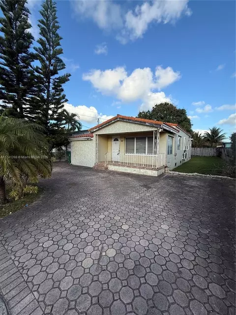 85 SW 30th Ave, Miami, FL 33135