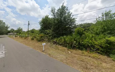 3919 Mendoza Ave, Sebring, FL 33872