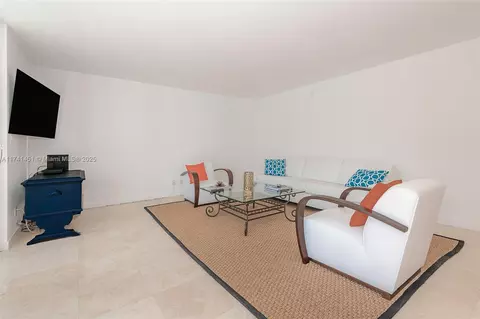 Living - 609 Ocean Dr #2H, Key Biscayne, FL 33149 photo 3 of 3
