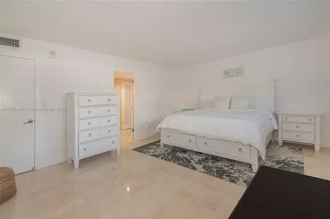 Bedroom - 609 Ocean Dr #2H, Key Biscayne, FL 33149 photo 7 of 7