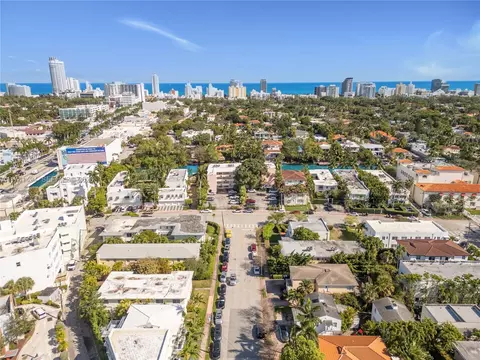 830 W 40th St, Miami Beach, FL 33140