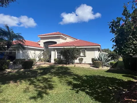 13184 Alhambra Lake Cir, Delray Beach, FL 33446