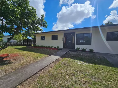 11510 SW 187th St, Miami, FL 33157