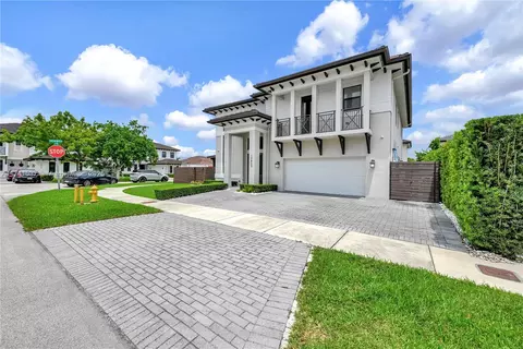 14869 SW 29th Ter, Miami, FL 33185