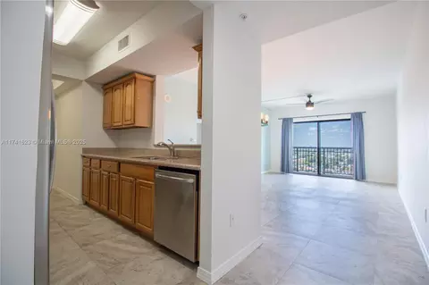4242 NW 2nd St #1109, Miami, FL 33126