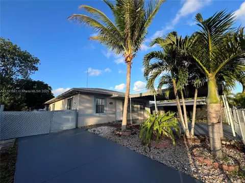 5609 SW 40th St, West Park, FL 33023